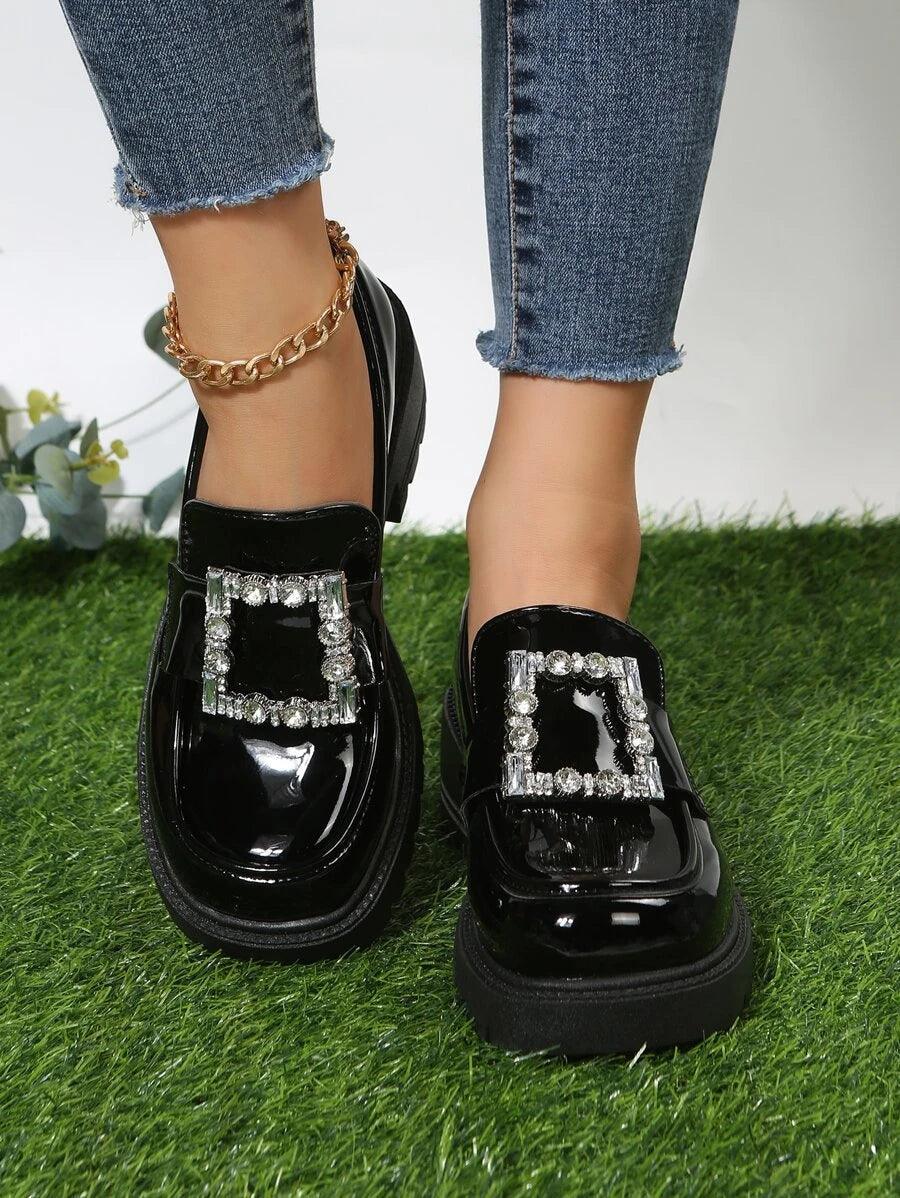 Mocassim Feminino Tratorado em Couro Preto - LeVienna